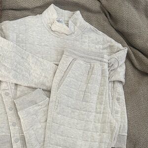 90 Degree By Reflex Beige Lounge Set- NWOT